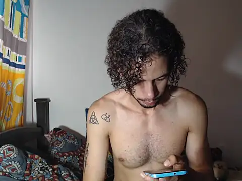 Snapshot of alisterxxx chatting on September 2025 11:59:02 AM alisterxxx online show from September 2025 11:59:02 AM