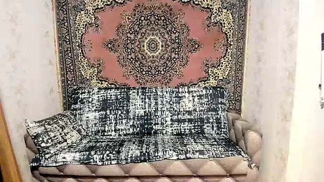 Snapshot of Marrymepls chatting on February 2025 06:17:02 PM Marrymepls online show from February 2025 06:17:02 PM