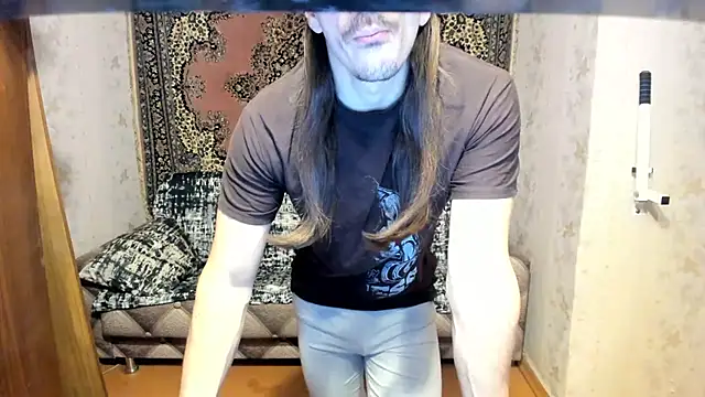 Snapshot of Marrymepls chatting on February 2025 05:14:01 PM Marrymepls online show from February 2025 05:14:01 PM