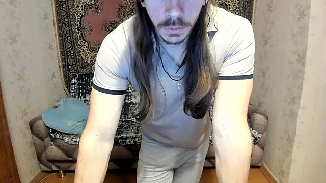 Snapshot of Marrymepls chatting on February 2025 08:39:01 PM Marrymepls online show from February 2025 08:39:01 PM