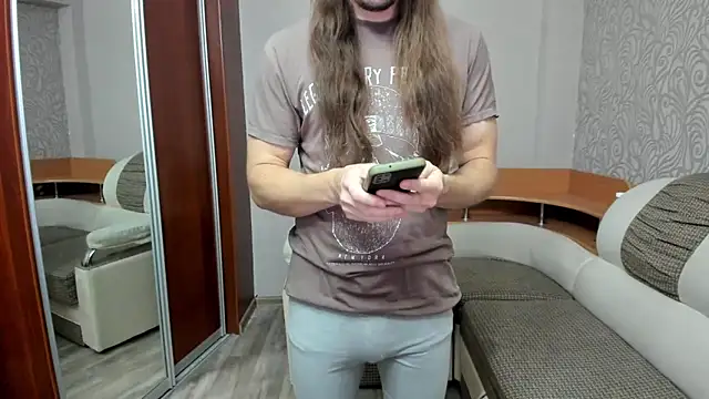 Snapshot of Marrymepls chatting on October 2025 01:28:01 AM Marrymepls online show from October 2025 01:28:01 AM