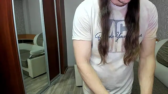 Snapshot of Marrymepls chatting on November 2025 03:01:02 PM Marrymepls online show from November 2025 03:01:02 PM