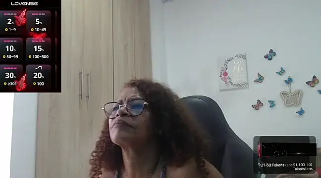 BustyMilf  online show from February 2025 06:29:02 PM