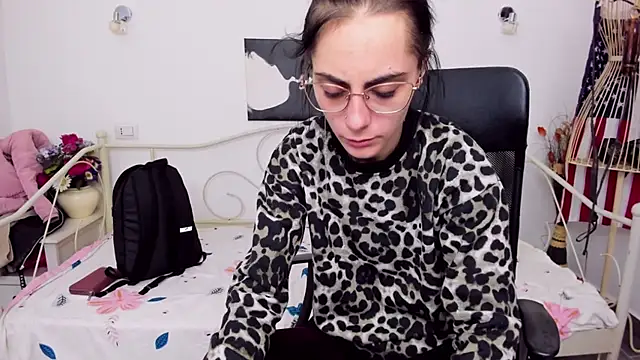 jessystarr online show from February 2025 08:42:01 PM