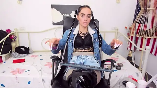 jessystarr online show from February 2025 09:53:02 PM