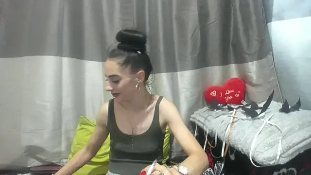 jessystarr online show from November 2025 01:53:02 PM