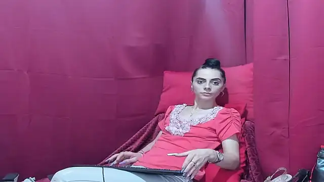 jessystarr online show from March 2026 04:49:01 AM