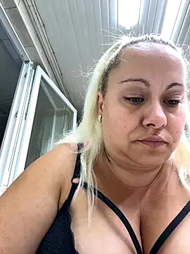 SabinaSweety online show from September 2025 05:40:01 AM