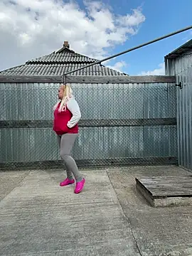 SabinaSweety online show from April 2026 01:04:02 PM