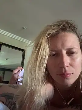 Snapshot of sexicouple3030 chatting on June 2026 01:52:02 AM sexicouple3030 online show from June 2026 01:52:02 AM
