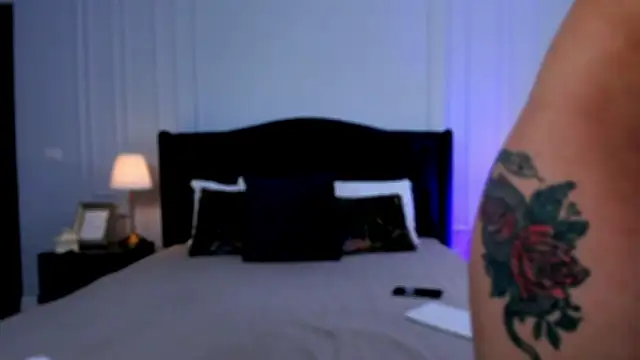 ElizzaBubble online show from January 2025 06:16:02 AM