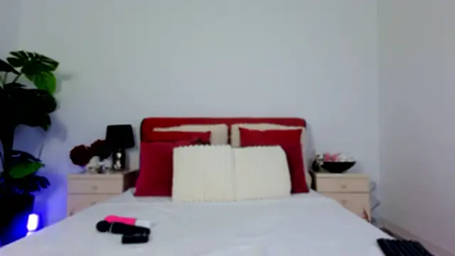 Snapshot of SashaRizz chatting on February 2026 06:43:02 AM SashaRizz online show from February 2026 06:43:02 AM