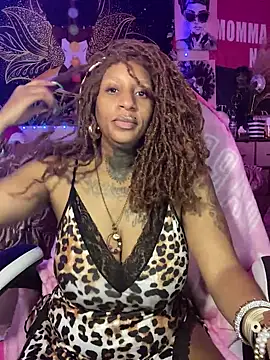 Snapshot of MzParker chatting on September 2025 04:07:02 PM MzParker online show from September 2025 04:07:02 PM