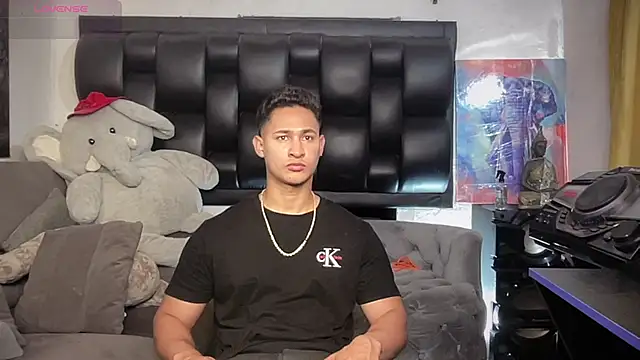 BenjaminCooperk online show from April 2026 07:08:01 AM