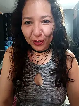 katifoxx online show from October 2025 03:12:02 PM