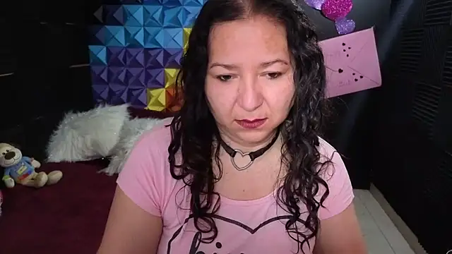 katifoxx online show from February 2026 04:04:01 PM