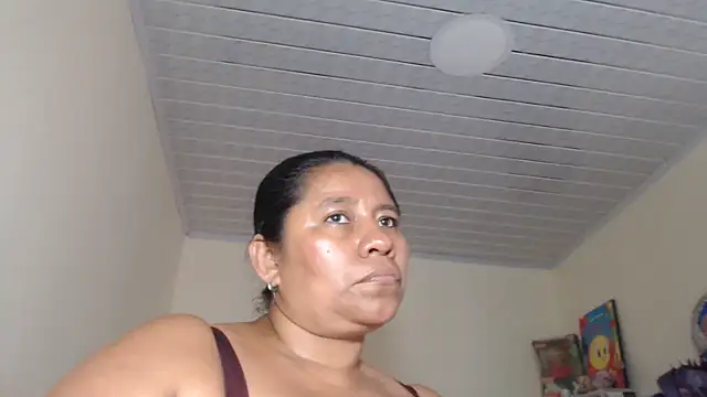 adrixxx38 online show from October 2025 06:50:02 PM