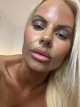 JessicaJames23 online show from December 2024 04:38:02 PM