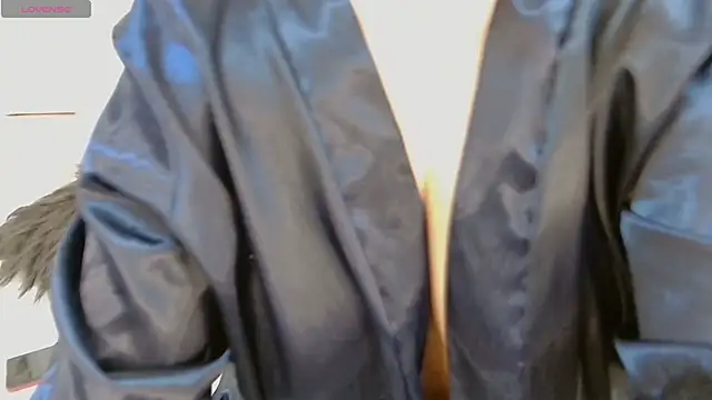 zarahdivousi online show from November 2025 12:37:02 PM