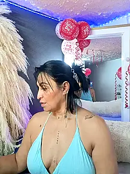 zullyxhot online show from September 2025 09:27:01 PM