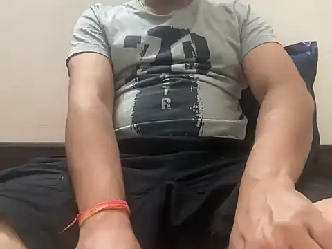 nishantsaraswat online show from October 2025 05:15:02 PM