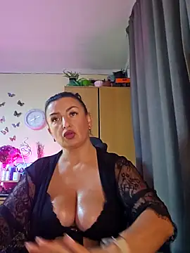 Hotangel75 online show from October 2025 05:11:02 PM