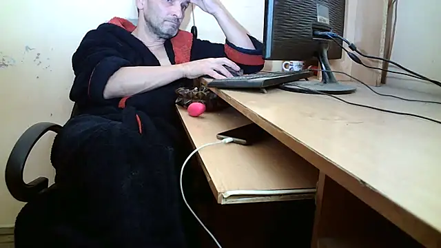 dundyFocus online show from October 2025 01:14:01 PM