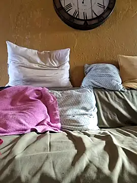 mila38 online show from October 2025 09:04:02 AM