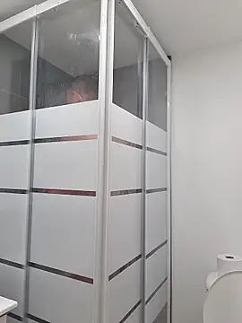 Lentbulant online show from September 2025 06:20:01 PM