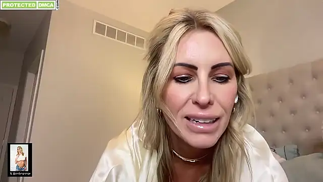 JordynGrange online show from February 2025 10:04:02 PM