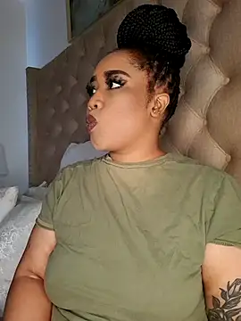 Snapshot of CAMMII_ chatting on May 2026 11:04:02 AM CAMMII online show from May 2026 11:04:02 AM