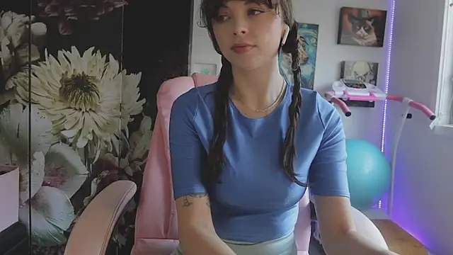 makiyahbelle online show from April 2026 05:25:01 AM