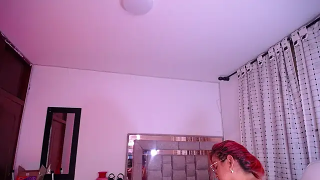 salomecastro  online show from March 2025 10:18:02 AM