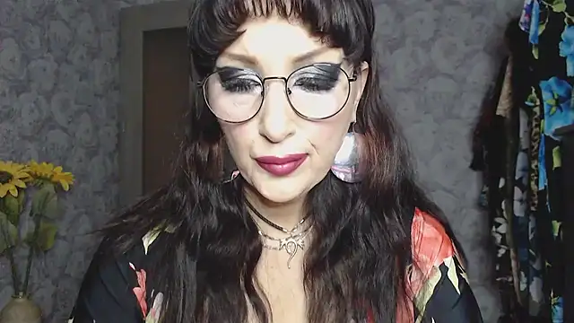 Snapshot of Aziza1 chatting on September 2025 02:28:02 PM Aziza1 online show from September 2025 02:28:02 PM