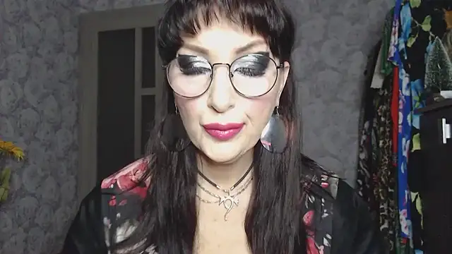 Snapshot of Aziza1 chatting on December 2025 01:09:01 PM Aziza1 online show from December 2025 01:09:01 PM