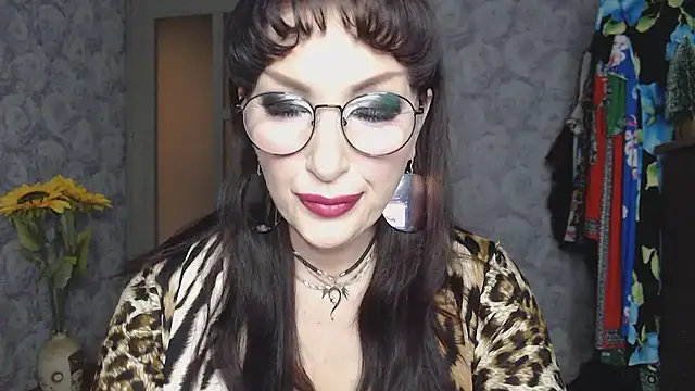 Snapshot of Aziza1 chatting on January 2026 10:20:01 AM Aziza1 online show from January 2026 10:20:01 AM