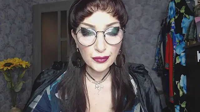 Aziza1 online show from April 2026 02:13:02 PM