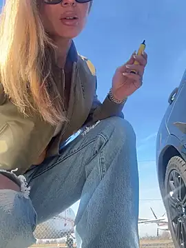 Etwas neugierig online show from March 2025 12:31:02 PM