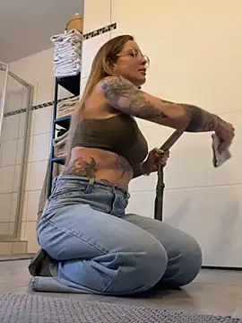 Etwas neugierig online show from February 2026 11:15:02 AM