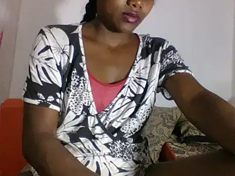 Snapshot of Hamie_sexy chatting on March 2025 08:04:02 AM Hamie sexy online show from March 2025 08:04:02 AM