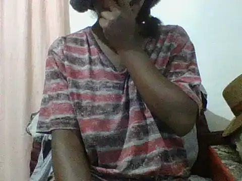 Snapshot of Hamie_sexy chatting on September 2025 07:03:01 PM Hamie sexy online show from September 2025 07:03:01 PM