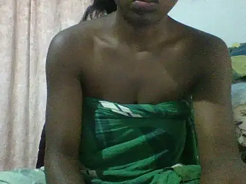 Snapshot of Hamie_sexy chatting on November 2025 04:20:01 PM Hamie sexy online show from November 2025 04:20:01 PM