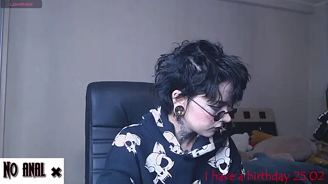 Dark  Elf online show from February 2025 10:12:01 PM