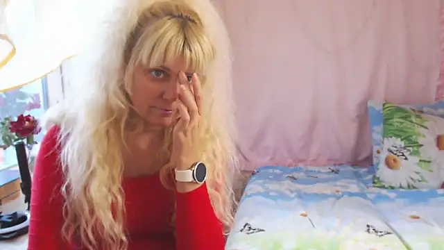 SunnySylvia online show from November 2025 07:14:02 AM