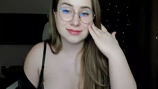 SeasonalSomeone online show from January 2025 08:14:01 PM