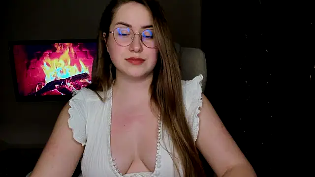 SeasonalSomeone online show from March 2025 09:37:01 PM