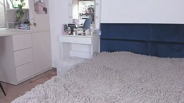 BowToYourWeakness online show from March 2025 09:56:01 PM