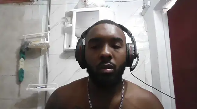 Snapshot of livepro chatting on December 2024 12:46:02 PM livepro online show from December 2024 12:46:02 PM