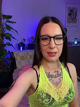 Trixie-Tainted online show from February 2025 09:20:02 PM