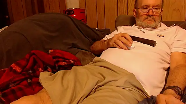 snickers1 online show from April 2026 10:31:01 AM